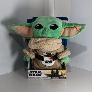 Star Wars Mandalorian The Child Grogu "Baby Yoda" Character Pillow and Throw Set